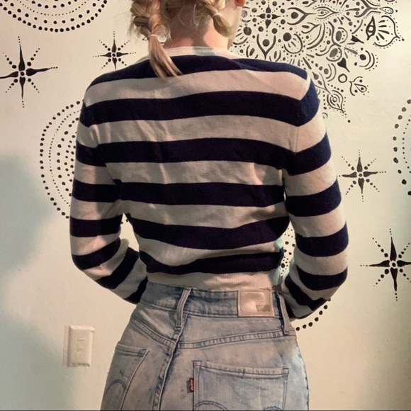 Cropped Striped Sweater - Picture 2 of 3